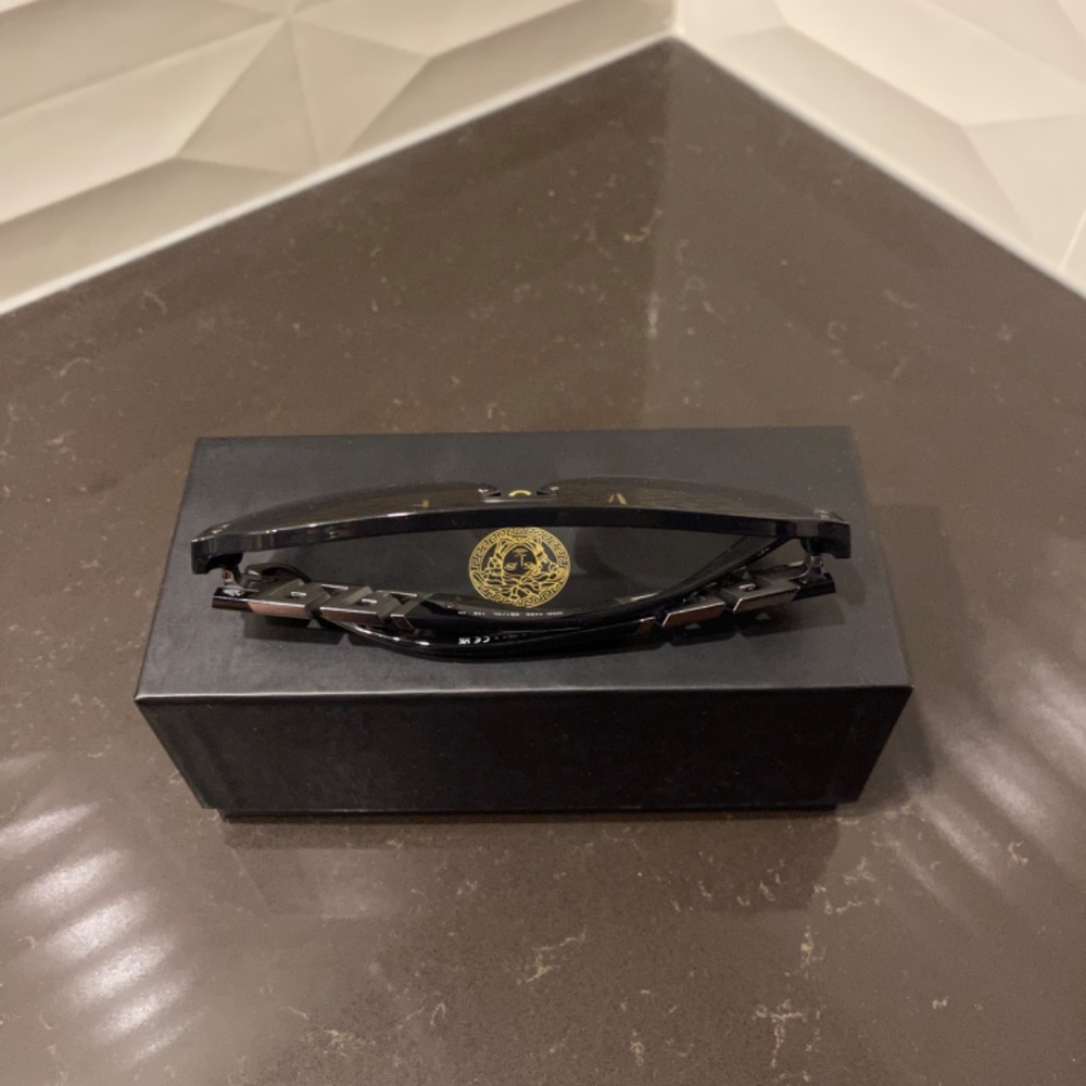 VERSACE LOGO MONOGRAM SUNGLASSES - Picture 8 of 14